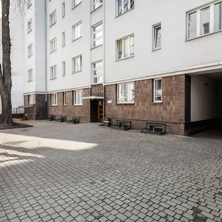 Almond Premium Poznanska Apartment